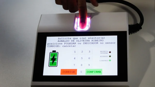 Cadastro biométrico é obrigatório na inscrição, mas não impede eleitor de votar sem registro