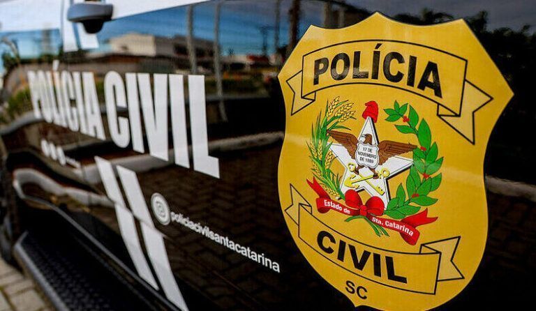 Adolescente de 13 anos é internado após atirar na cabeça de colega com pistola do pai em Chapecó (SC)