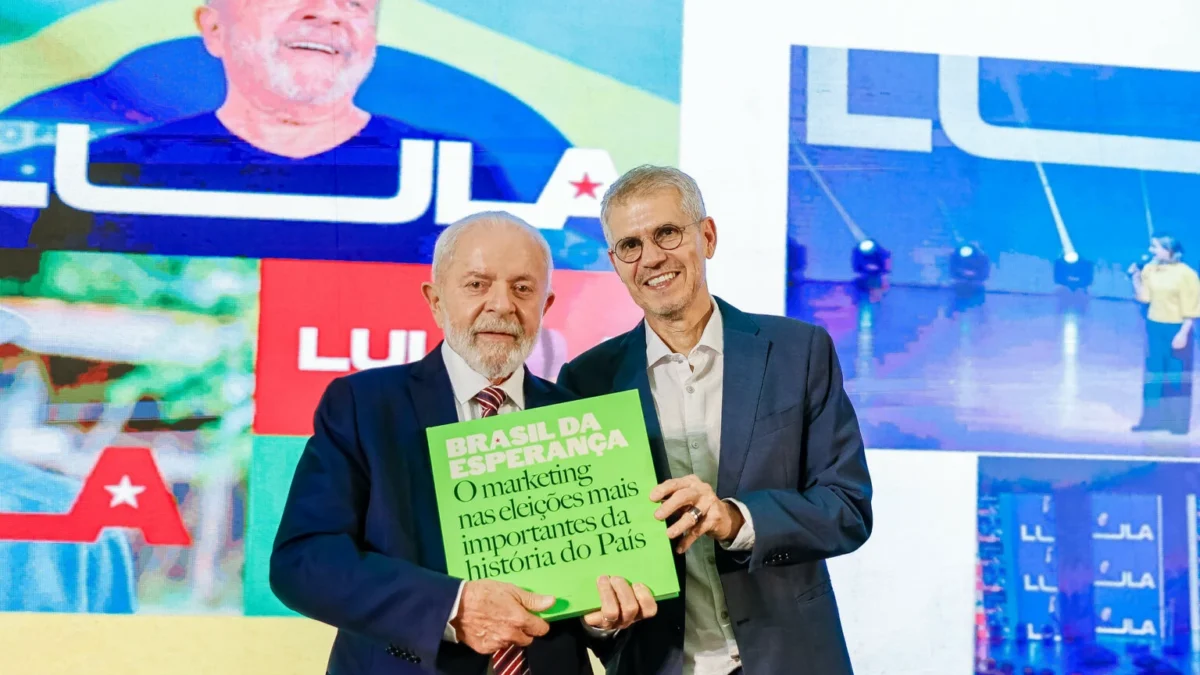 Campanha de Lula pagou R$ 31 milhões a empresa de ex-sócios do ministro Sidônio Palmeira