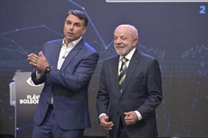 DEBATE: Flávio e Lula trocam ataques com Luchsinger, Vorcaro e SUS no primeiro confronto do 2º turno