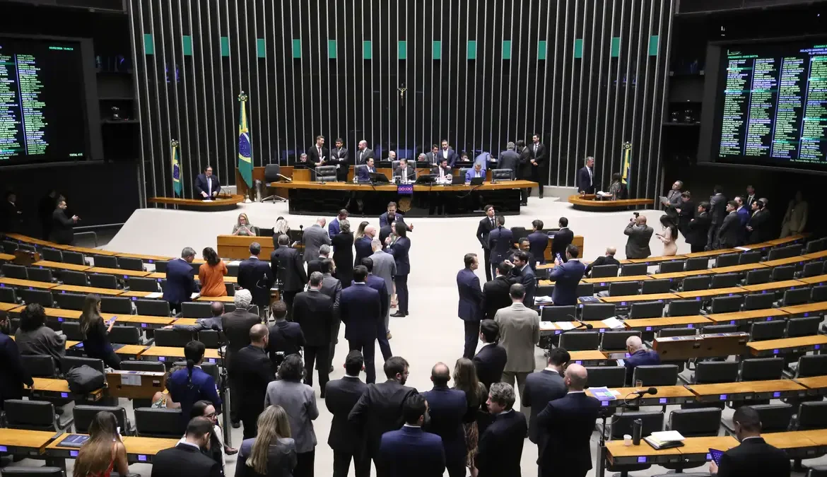 ELEIÇÕES 2026: Bahia elege 39 deputados federais; Sandro Filho, de 21 anos, é o mais jovem da história do estado