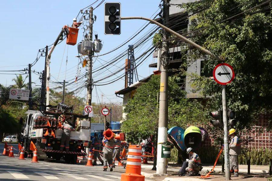 ENEL: Aneel adia julgamento sobre fim do contrato em São Paulo após pedido de vista