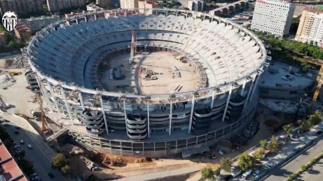 Estádio Mestalla, casa do Valencia, é colocado à venda para dar lugar a empreendimento e bancar nova arena