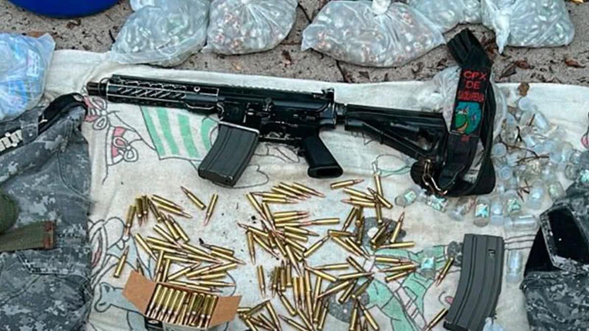 ESTUDO: munições de fuzil compradas pelo Exército e por órgãos de segurança foram achadas com o Comando Vermelho