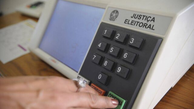 EUA dizem apoiar eleições livres e justas no Brasil, mas não confirmam se reconhecerão o resultado