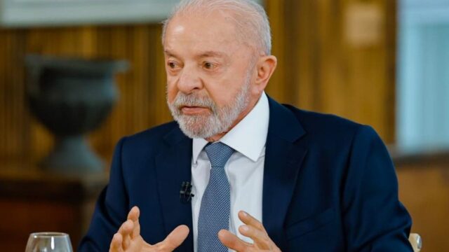 Governo prepara decreto para regulamentar transição do fim da escala 6×1; jornada cairia para 42 horas