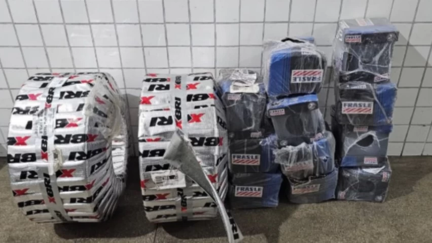 Homem é flagrado com peças furtadas de transportadora após fugir de viatura da PM em Candeias