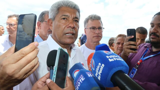 Jerônimo diz que Subúrbio tem maior investimento em urbanização de Salvador e promete reforçar turismo na região