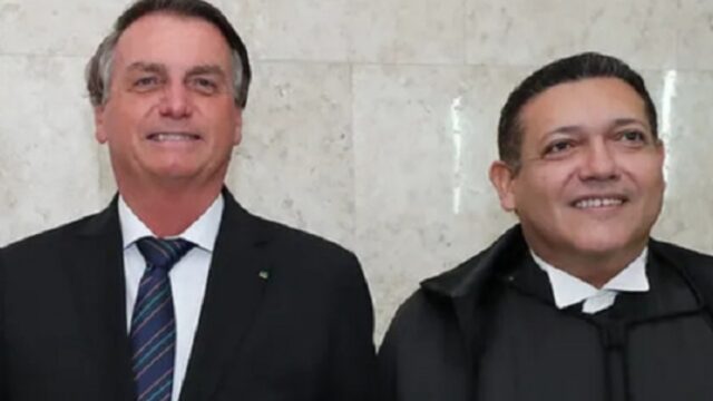 Kassio Nunes avalia decidir após o 2º turno sobre pedido que pode levar à soltura de Bolsonaro
