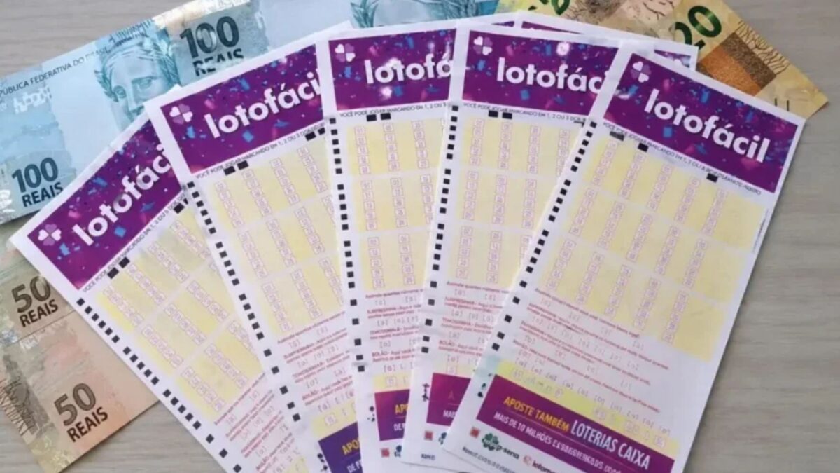 LOTOFÁCIL: duas apostas da Bahia acertam 15 dezenas e levam R$ 806 mil cada no concurso 3806