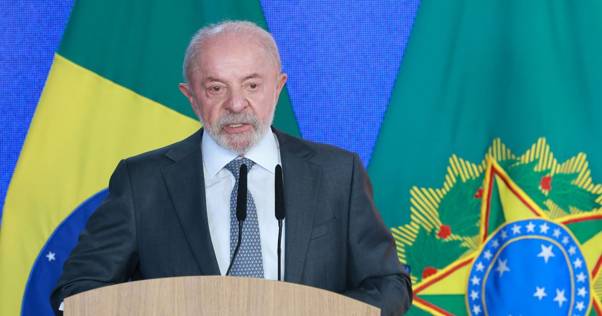 Lula nega ligação com Roberta Luchsinger e diz que acusações às vésperas do segundo turno causam estranheza