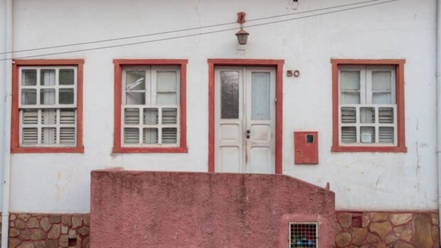 Moradores faturam alugando fachada de casa para novelas e produções de TV no Rio de Janeiro