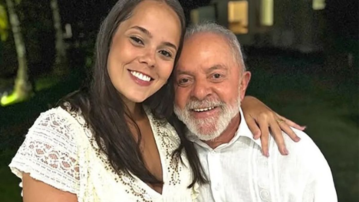 Neta de Lula cobra mudanças na comunicação da campanha do avô após resultado do 1º turno