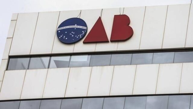 OAB defende limite a decisões monocráticas e mandato para ministros do STF
