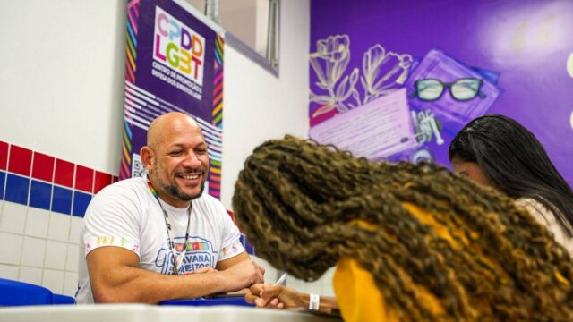 Salvador passa a oferecer assistência jurídica gratuita a pessoas LGBT+ vítimas de violência