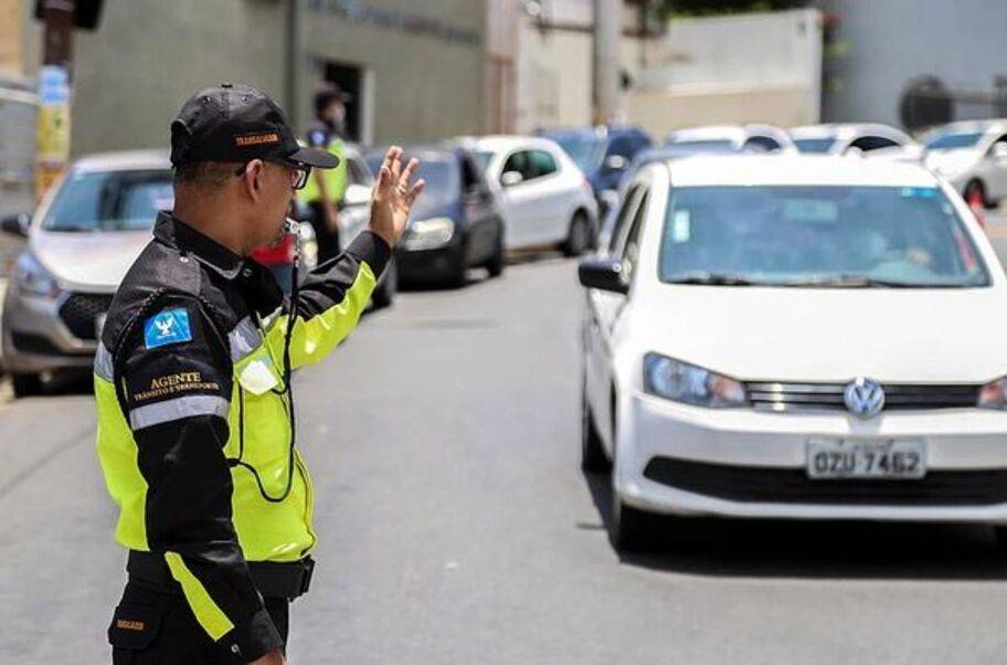 Salvador terá bloqueios no trânsito neste fim de semana por corridas, parada LGBTQIA+ e procissão