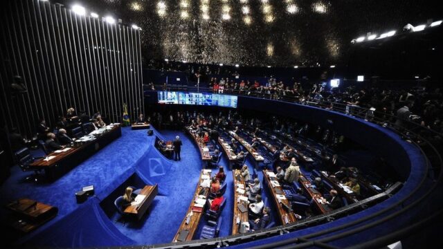 Senado retoma debate sobre o fim da escala 6×1 e vota PEC em primeiro turno na quarta-feira (14)