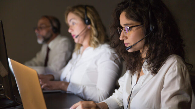 SineBahia oferece 300 vagas de operador de telemarketing e outras oportunidades para segunda-feira (19)