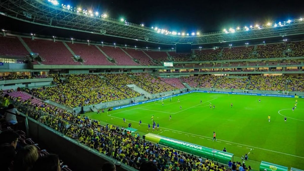 Torcedores denunciam caos na Arena Pernambuco em Brasil x Argentina: trânsito, estacionamento a R$ 60 e internet fora