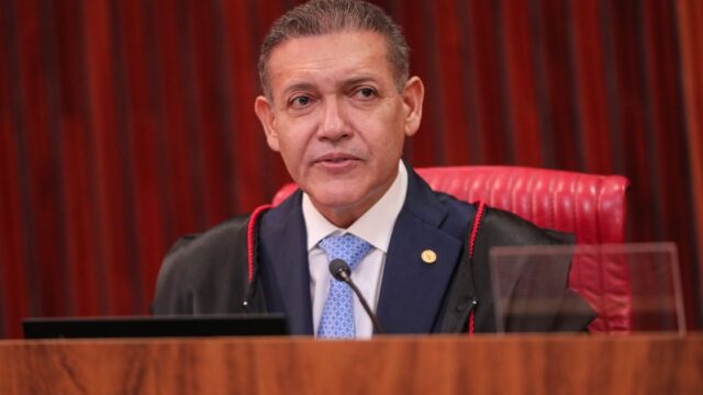 TSE: ministros veem atropelo de Nunes Marques a colega e relatam mal-estar após derrubada de canal pró-Lula