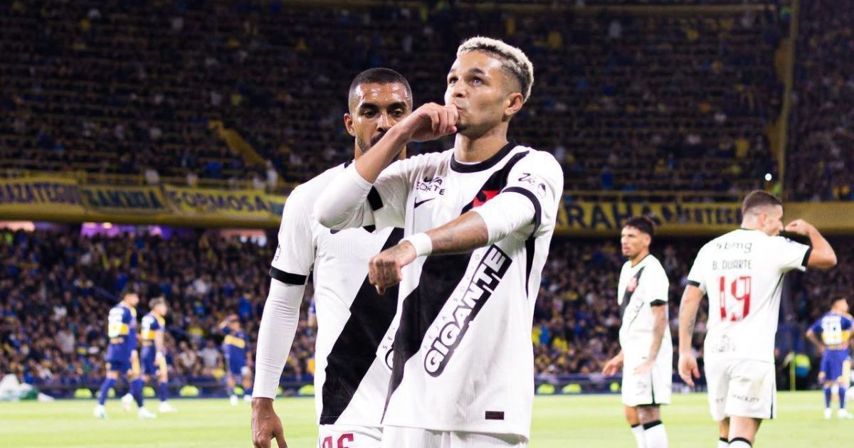 Vasco vence o Boca Juniors na Bombonera, mesmo com um a menos, e fica perto da final da Sul-Americana