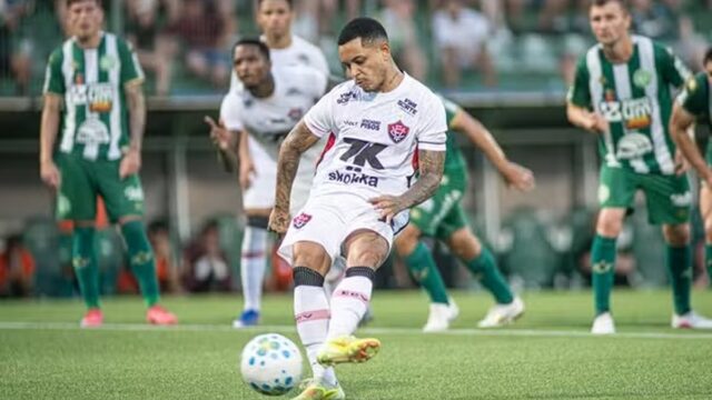Vitória recebe a Chapecoense no Barradão, nesta quarta, em jogo para se afastar do Z-4 do Brasileirão