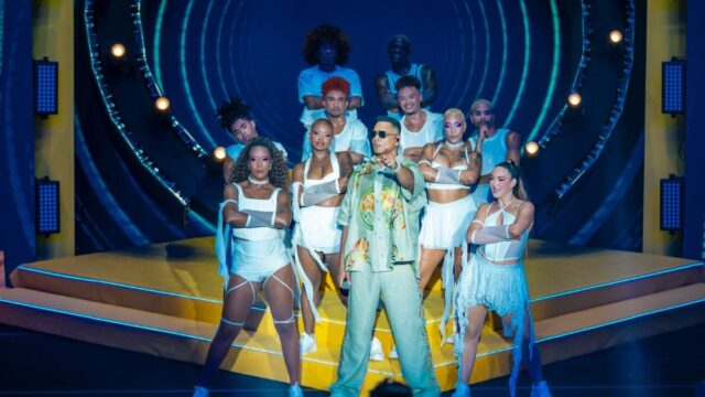 Xanddy Harmonia celebra 30 anos de carreira com show ‘Só as Antigas’ na Concha Acústica